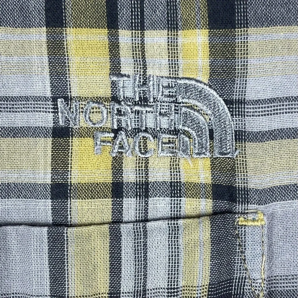 The North Face‎ Mens XL Button Up Short Sleeve Shirt Pockets Relaxed Fit Plaid